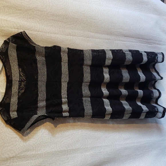 Black Grey Eyelet Dress by Madison Leigh Size 14 - NWT - Picture 7 of 13